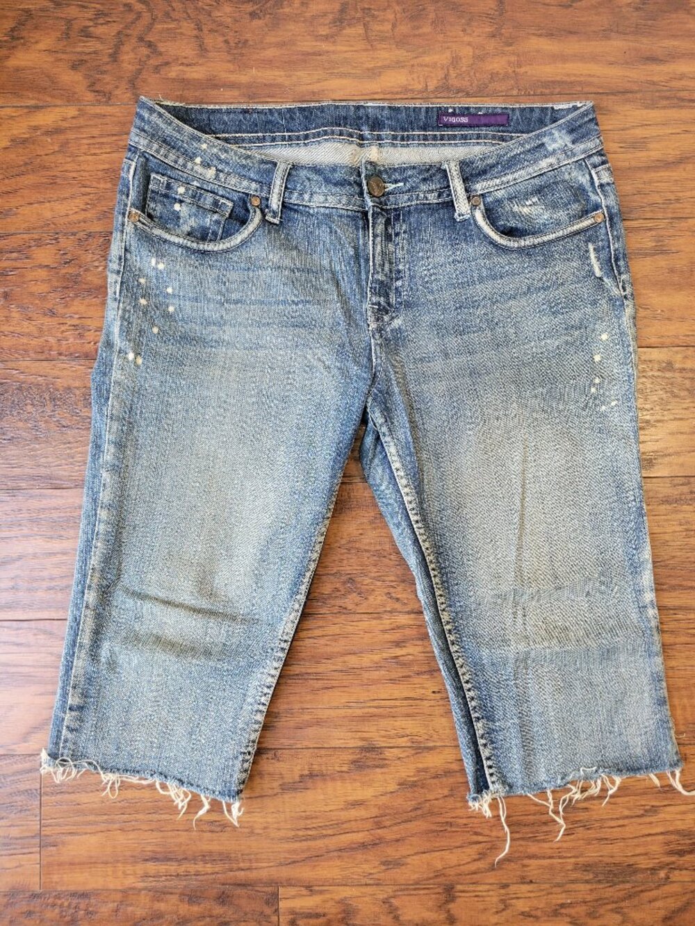 VIGOSS Light Blue Denim Frayed Hem Bleach Spot Long Bermuda Shorts sz 11 EUC